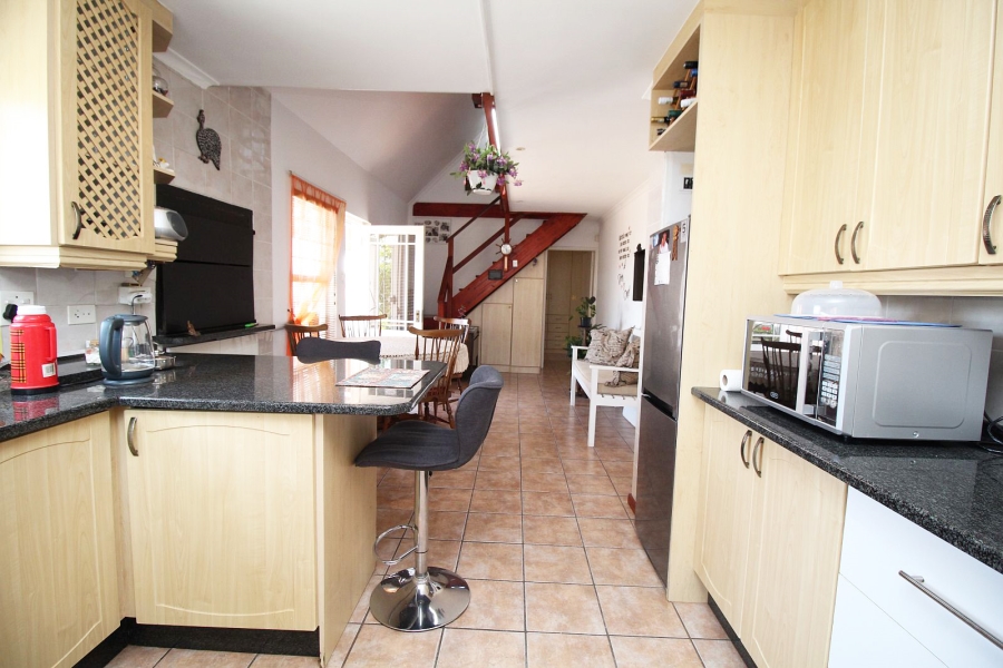3 Bedroom Property for Sale in Skiathos Western Cape